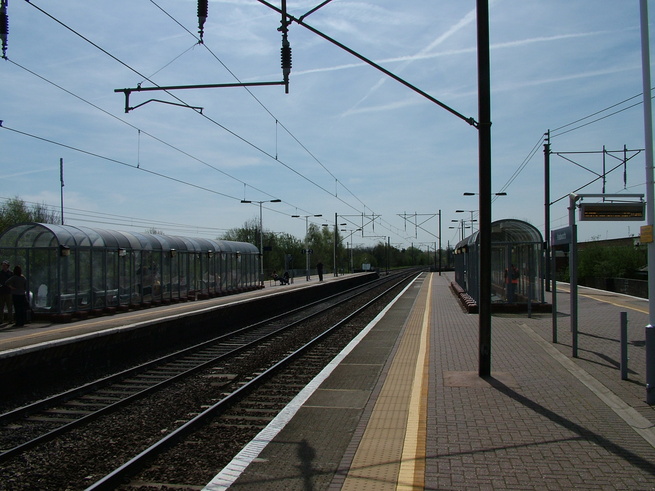 Knebworth platform 3 looking south
