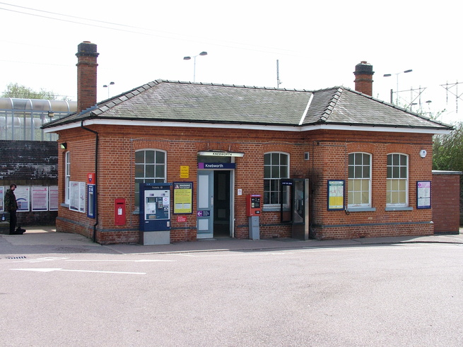 Knebworth front