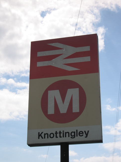 Knottingley sign