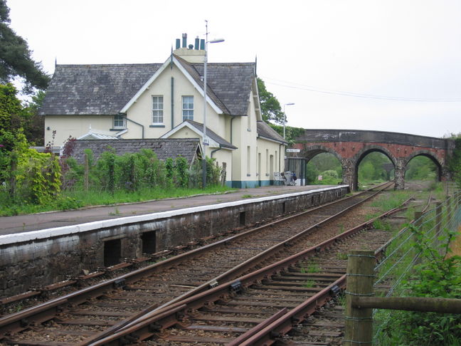 Lapford platform