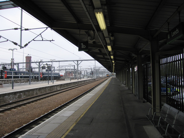 Leeds platform 1 looking west