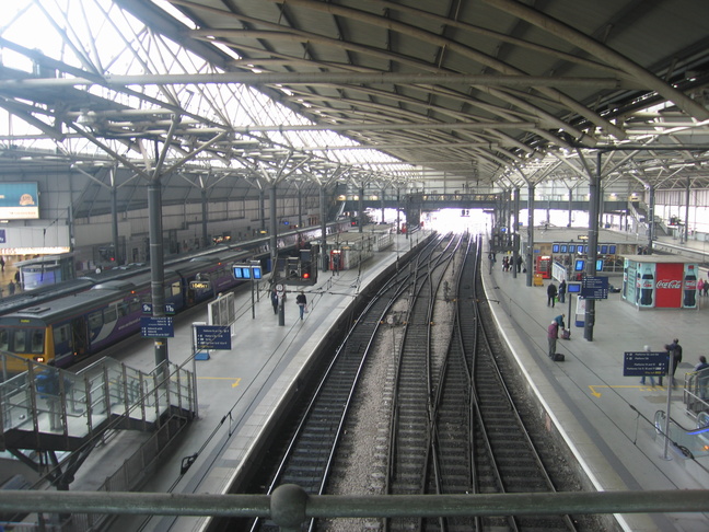 Leeds from footbridge looking east