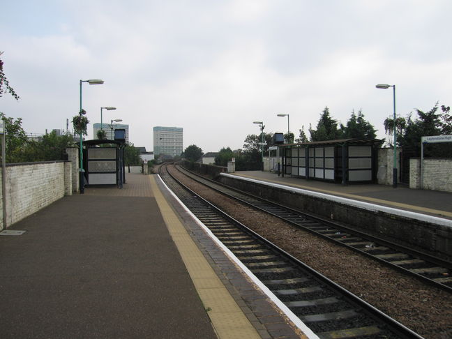 Leytonstone High Road
platform 2