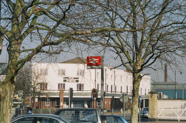 Lincoln sign