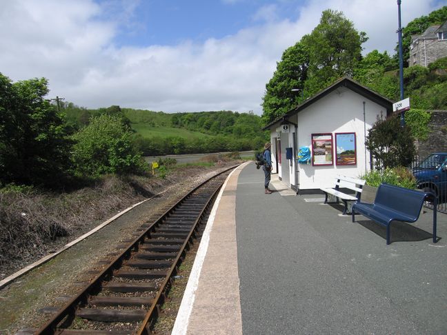 Looe building