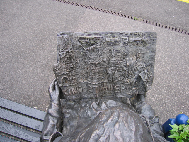 Maidenhead statue
kindertransport