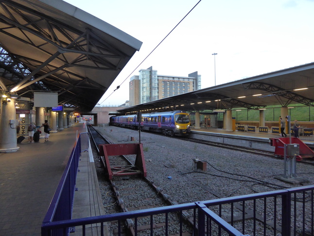 Manchester Airport platforms 1 and 2 buffers