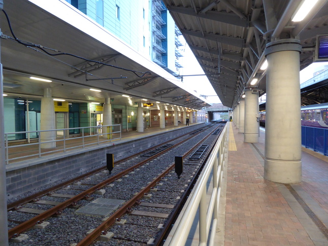 Manchester Airport Metrolink platforms