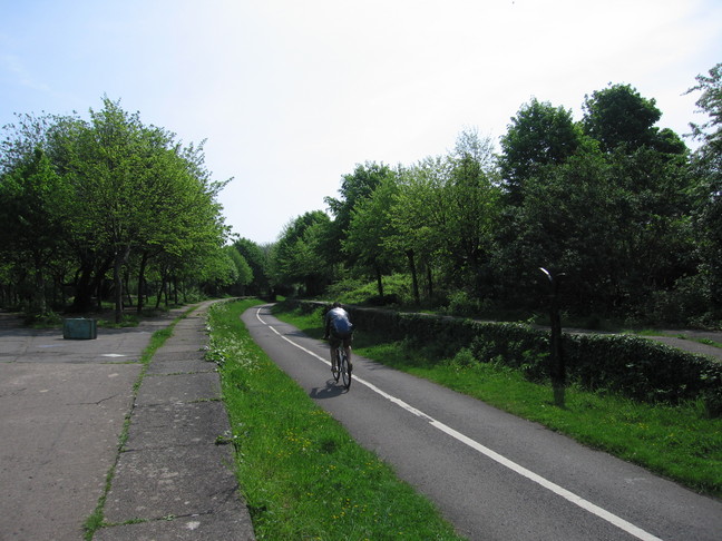 Mangotsfield island platform