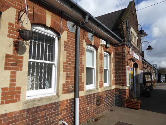 Manningtree front, west end