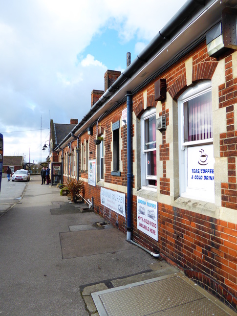 Manningtree front, east end