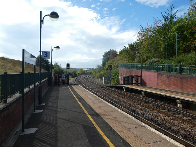 Meadowhall platform 3 looking south