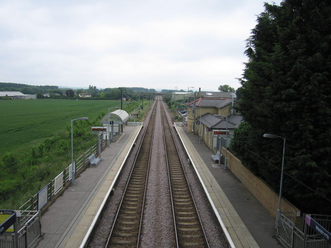 Meldreth from footbridge looking
south