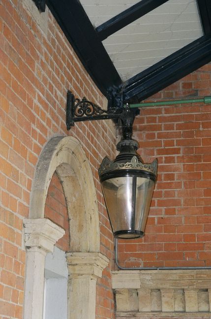 Melton Mowbray lamp