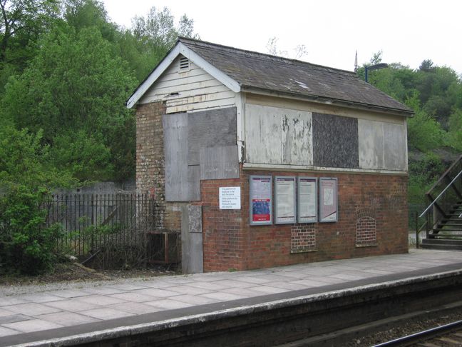 Menheniot signal box