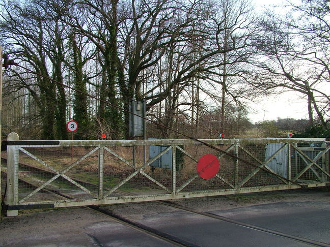 Middleton Towers level
crossing lights