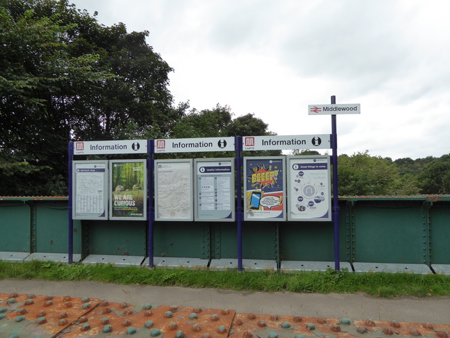 Middlewood signs on bridge