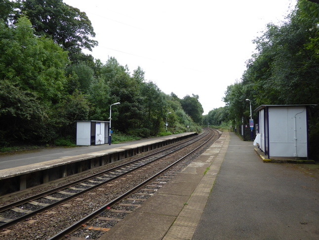 Middlewood platforms looking east