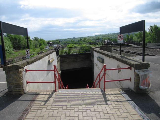 Mirfield platforms 1 and 2 exit