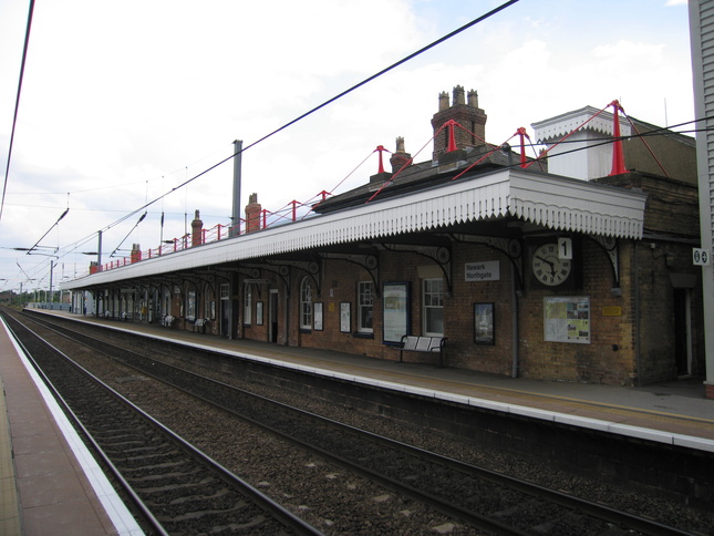 Newark Northgate platform 1