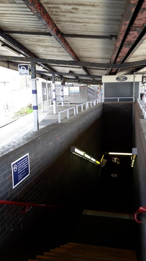 New Cross platform C subway