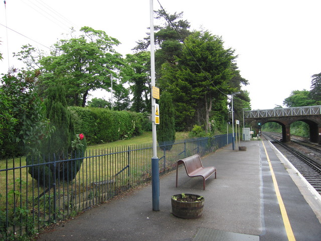 New Milton platform 1 looking east