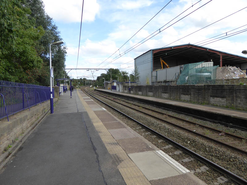 Looking east at both platforms from the end of platform 2