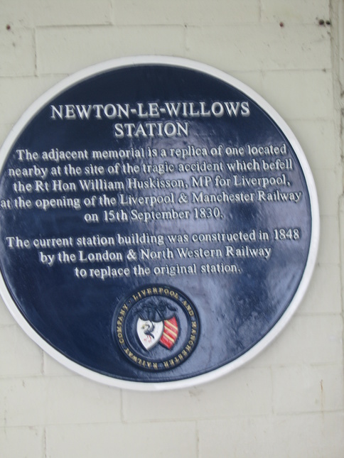 Newton-le-Willows plaque