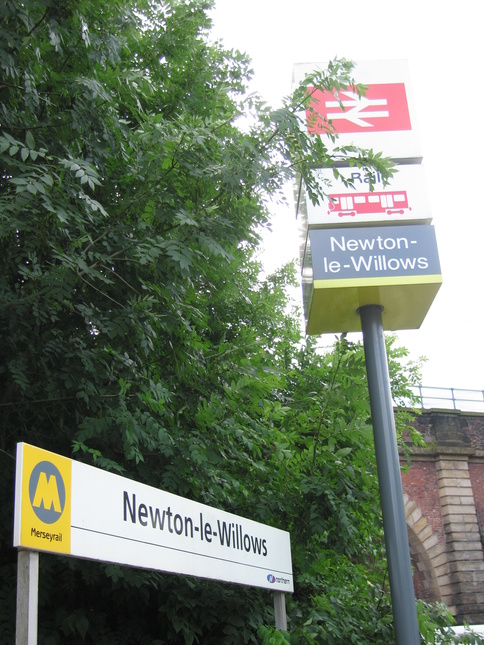Newton-le-Willows sign