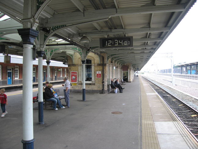 Nuneaton platform 5