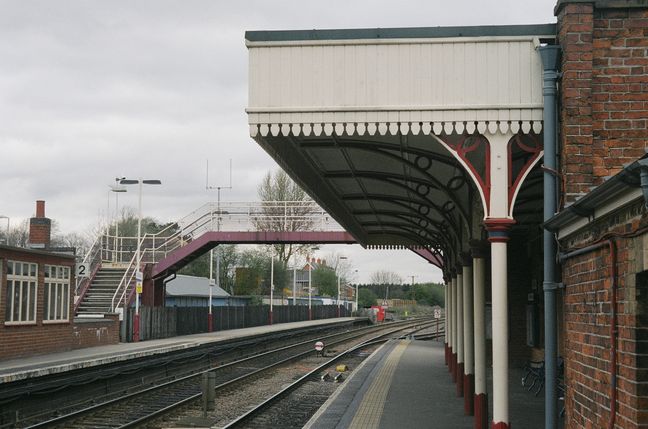 Oakham platform 1 canopy