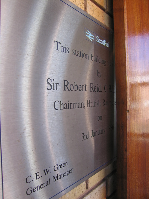 Oban plaque 2