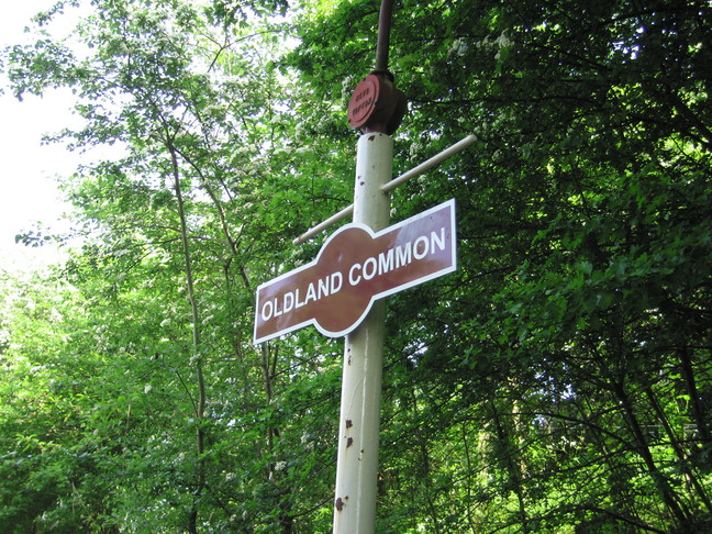 Oldland Common sign