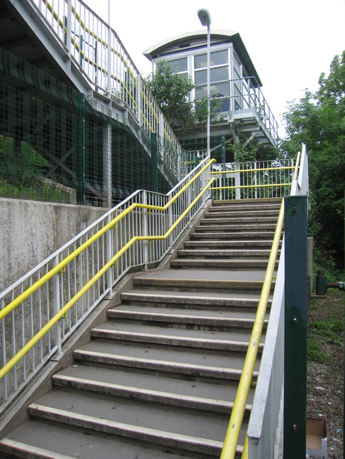 Old Roan platform 1 steps