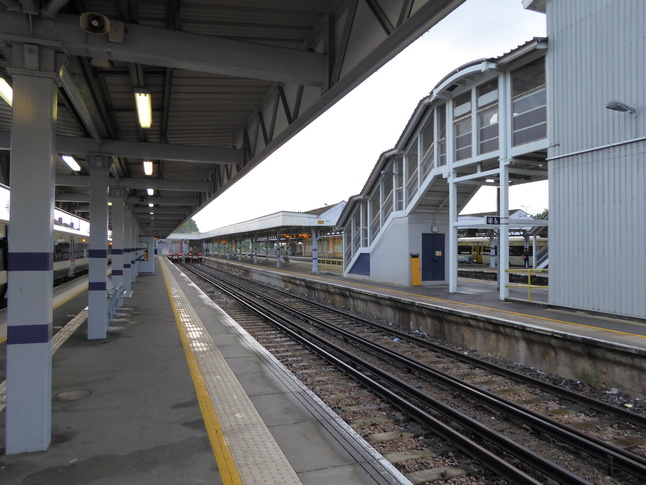 Orpington platform 7 looking south