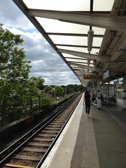 Peckham Rye platform 1 looking east