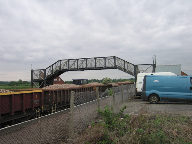 Pilning station