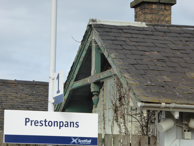 Prestonpans platform 1 roof