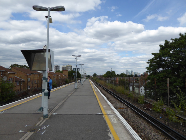 Queens Road Peckham platform 2
looking north