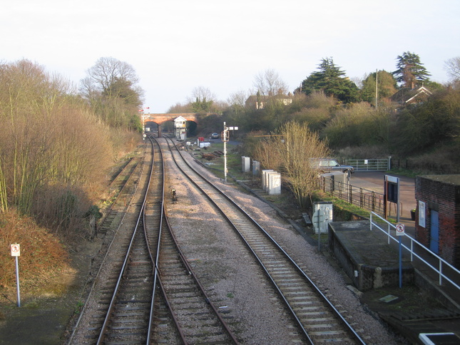 Reedham from bridge, looking
east