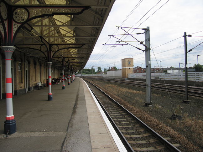 Retford platform 1, looking south