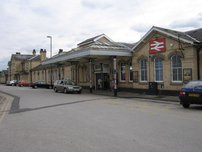 Retford station front
