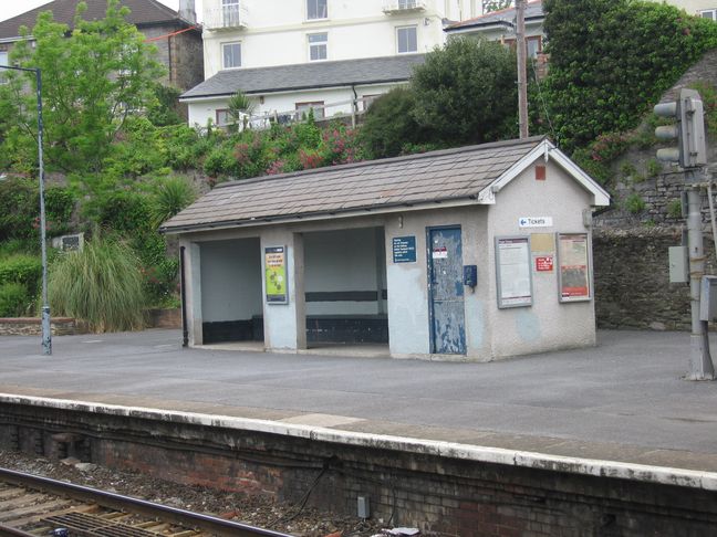 Saltash eastbound shelter