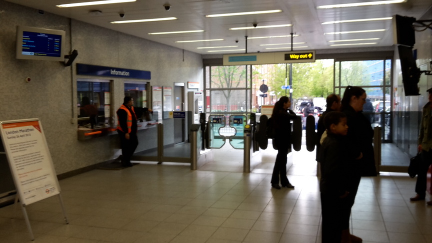 Shadwell concourse