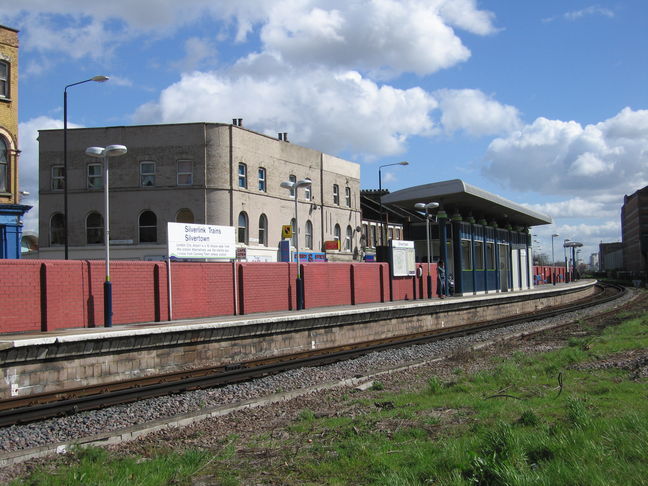 Silvertown platform