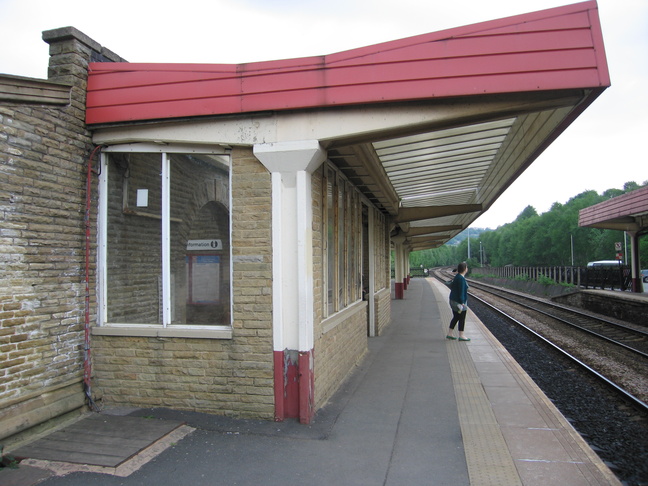 Sowerby Bridge platform 2
building