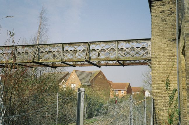 Spalding old footbridge
