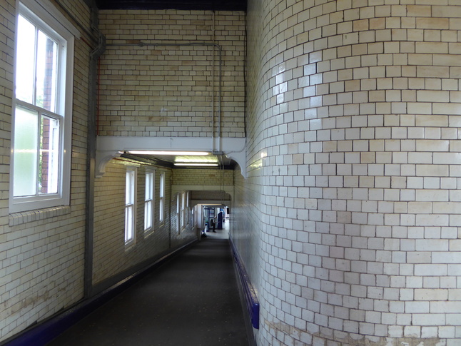 Stalybridge platform 4 subway entrance