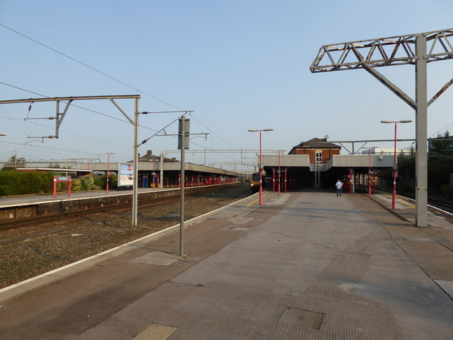 Stockport platforms 1 and 2 looking north