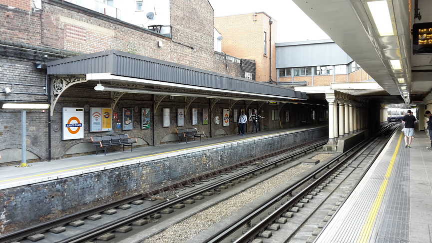 Surrey Quays platform 1 seen
from platform 2